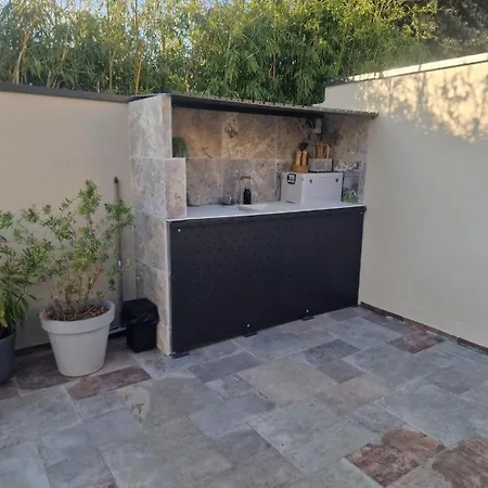 Escale Du Sud Apartment *